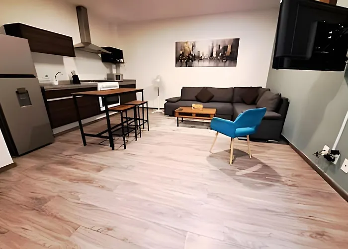 Apartamento Edificio Villalongin No. 183